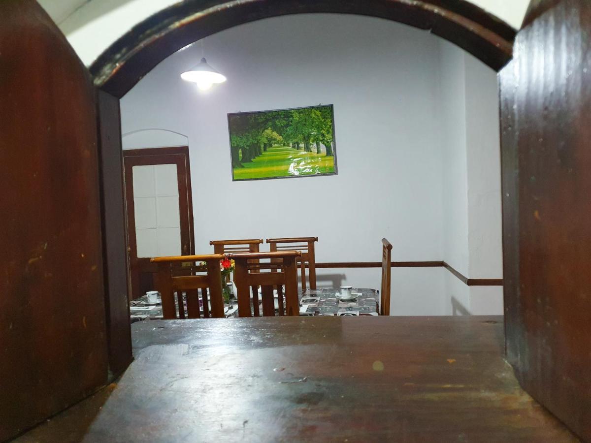 Отель Ruchi House Нувара-Элия Экстерьер фото