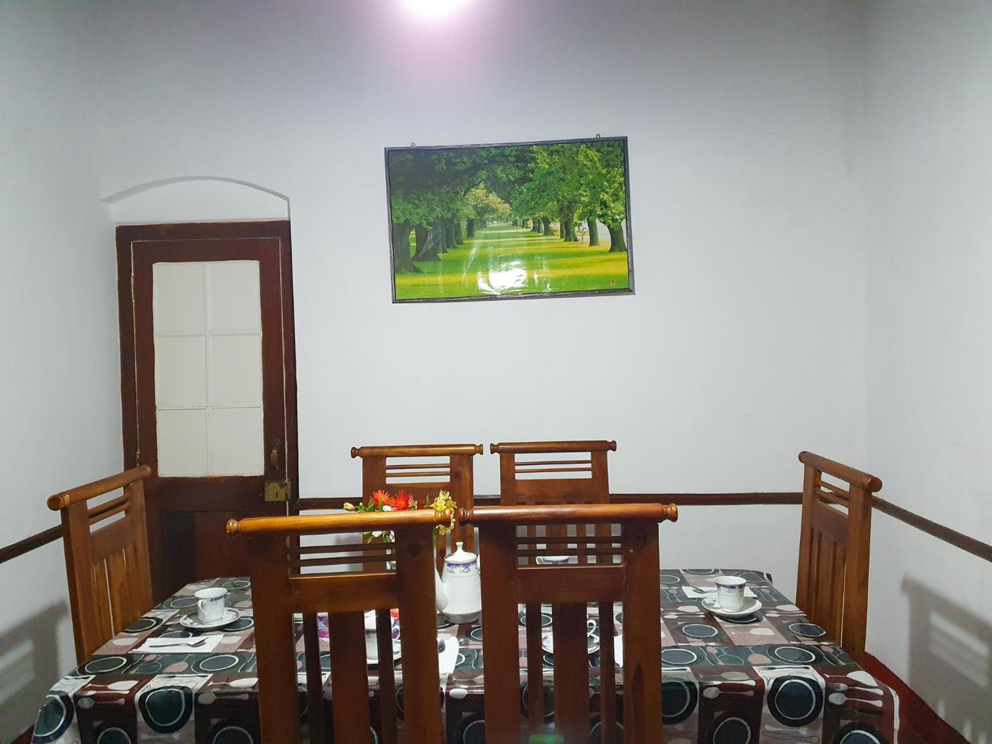 Отель Ruchi House Нувара-Элия Экстерьер фото