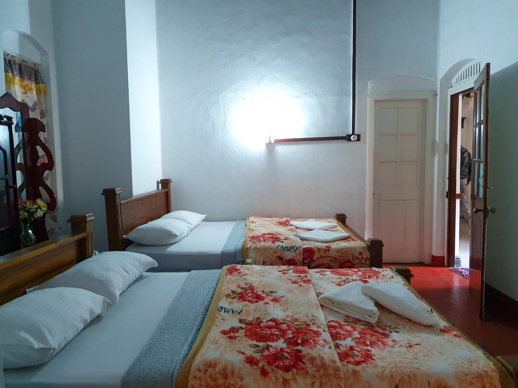 Отель Ruchi House Нувара-Элия Экстерьер фото